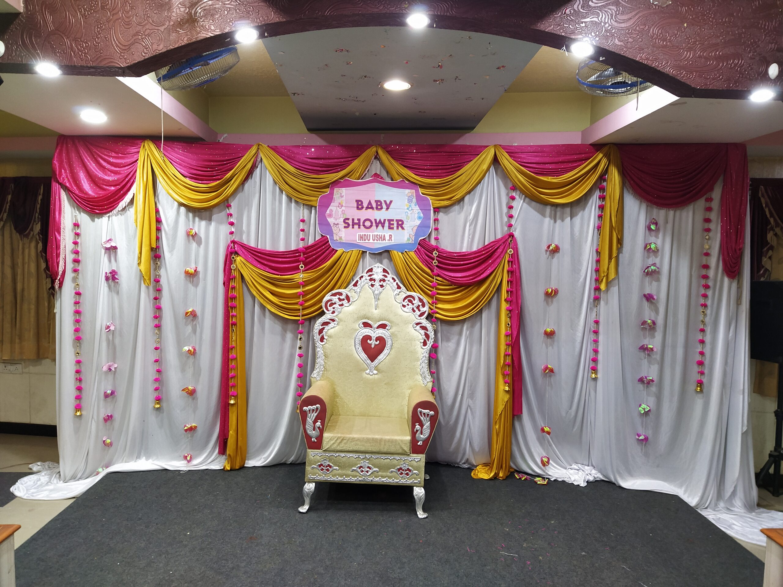 simple decor,
