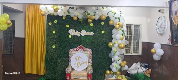 Beautiful balloon decoration for baby shower,