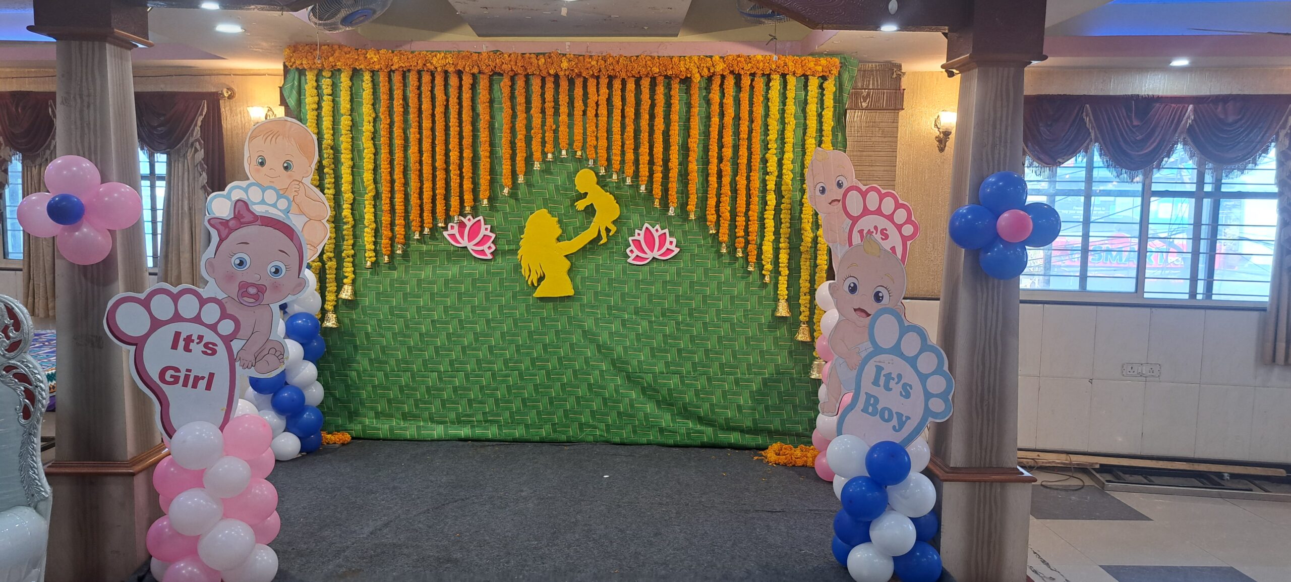 Cute baby shower decoration