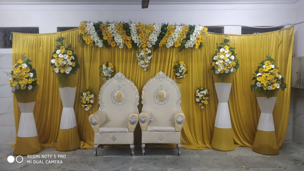 White and Yellow Gerbera Floral Decoration