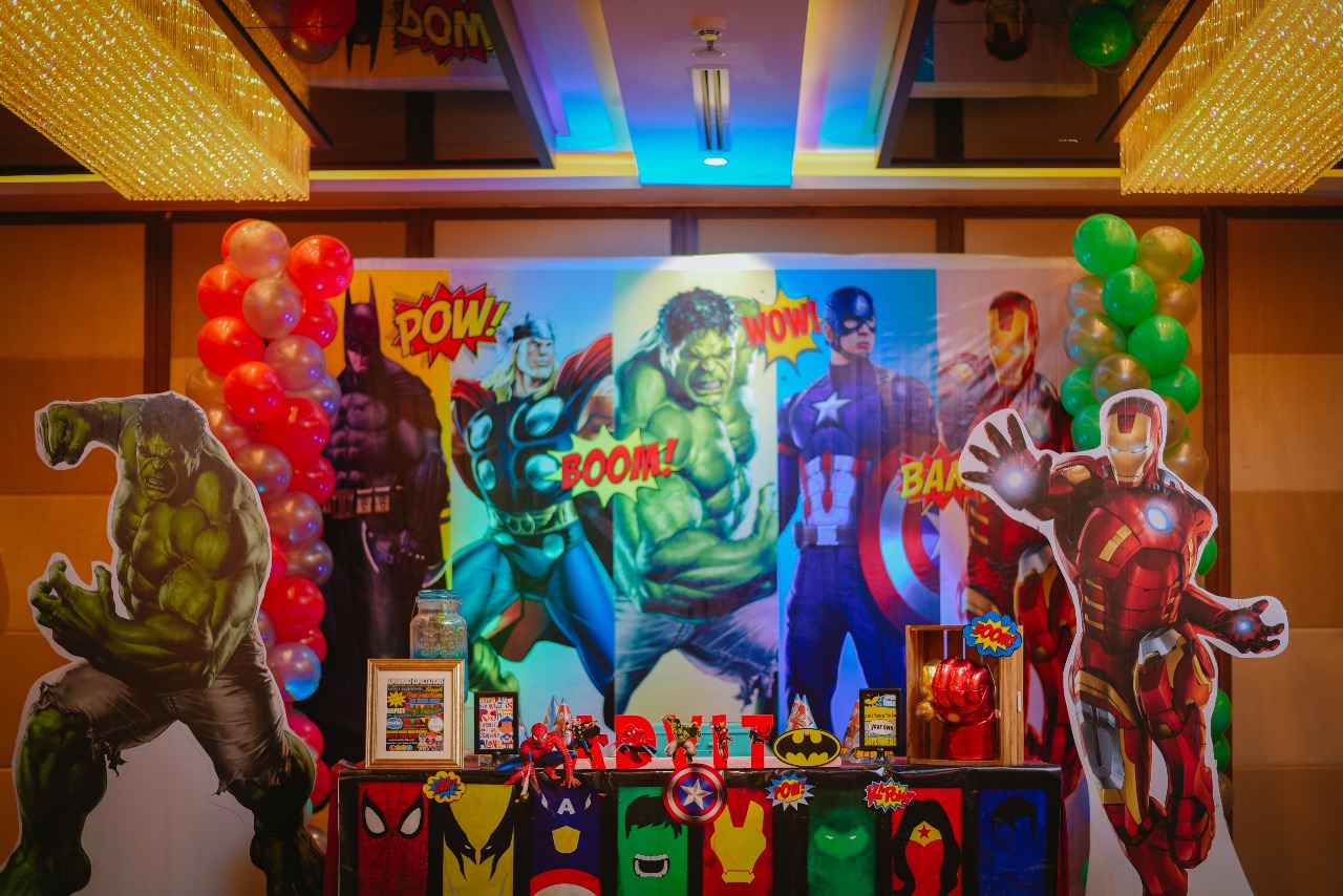 Marvel-Themed Metallic Balloon Decoration For Birthday