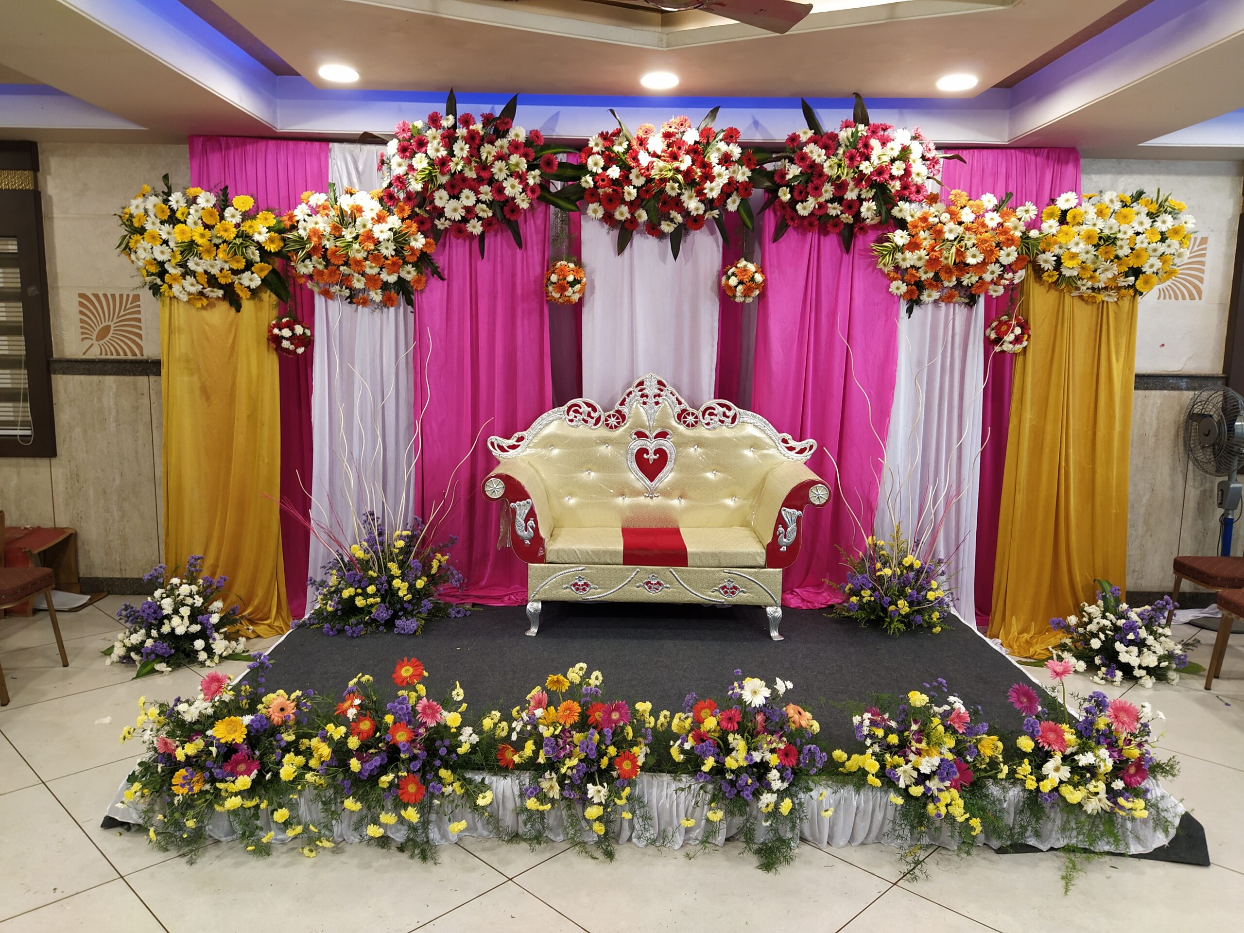 Gerbera Multi colored Floral Decoration for Wedding