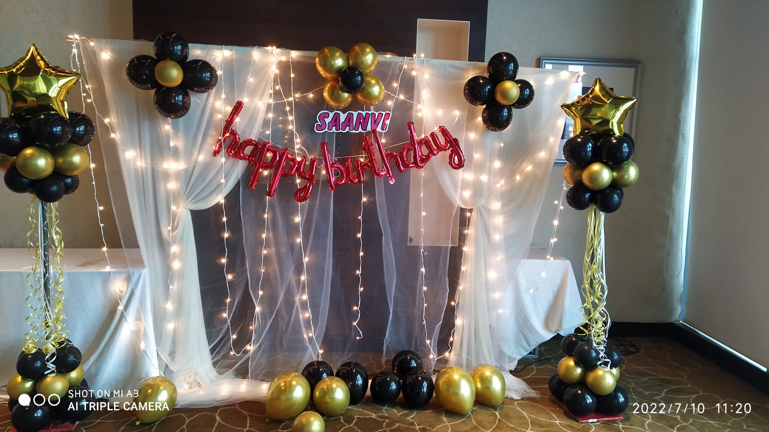 Metallic Gold and Black Balloon Decoration for Birthday