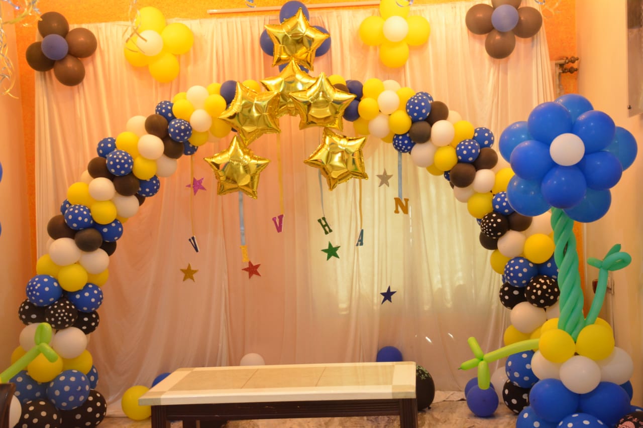 Dotted Balloons Decoration for Birthday Parties