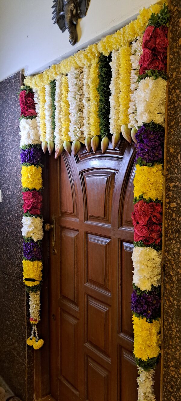 Lotus Buds and Flowers Entrance Decor