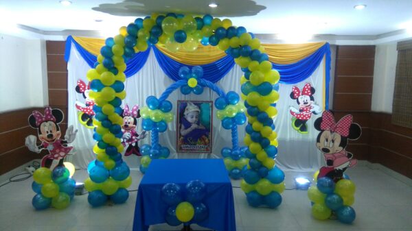 Mickey Mouse-themed Blue and Yellow Balloon Decor