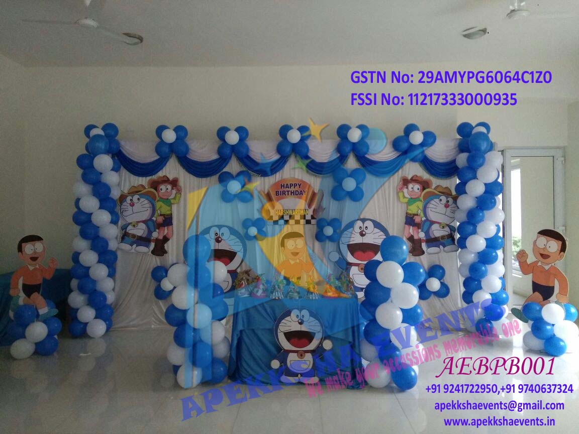 Doraemon-themed Blue and White Balloon Decoration