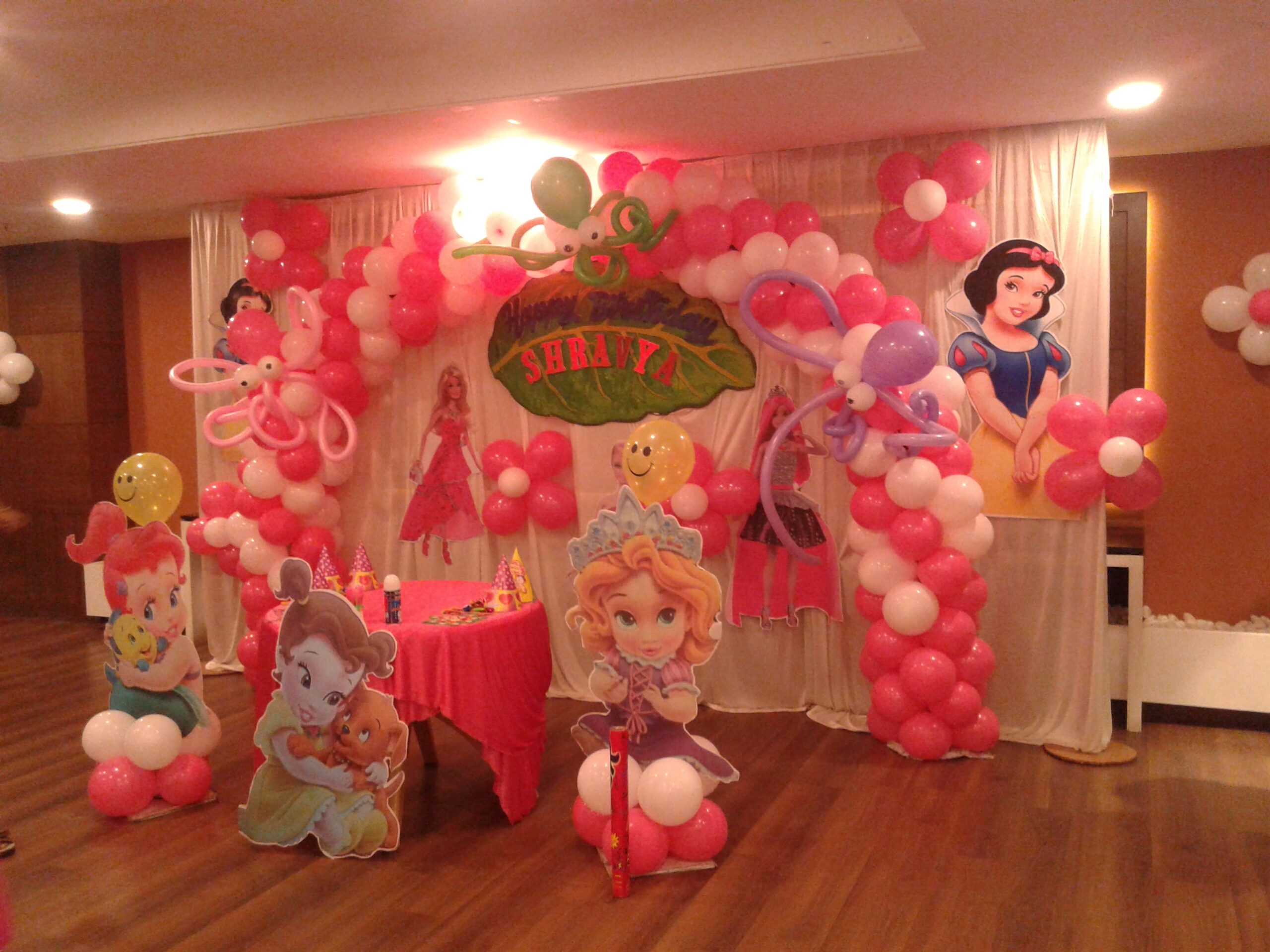 Princess-themed Pink and White Balloon Decoration