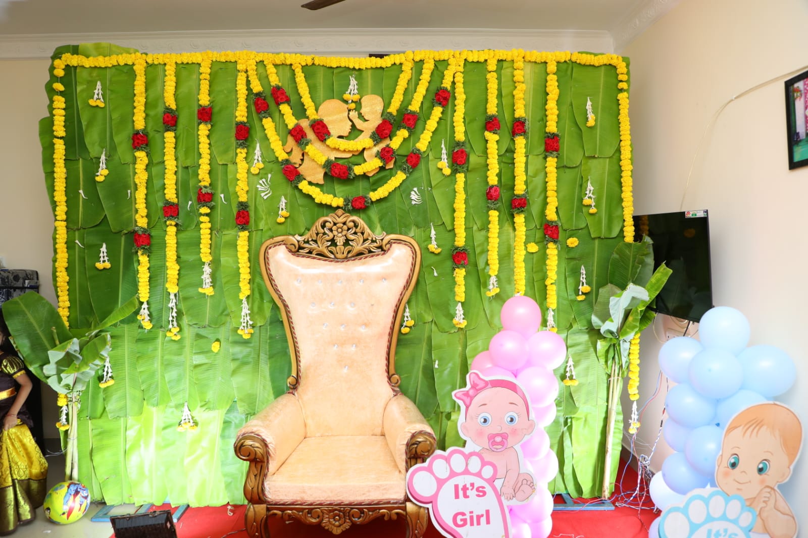 Traditional Baby Shower Decor